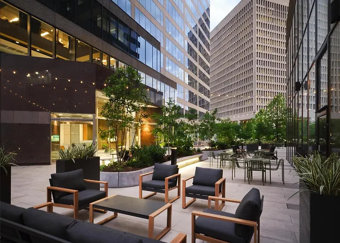 Doubletree By Hilton Hotel Nashville Downtown